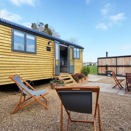 Pass The Keys Whitstable Shepherds Hut Minutes From The Harbour Villa Kültér fotó